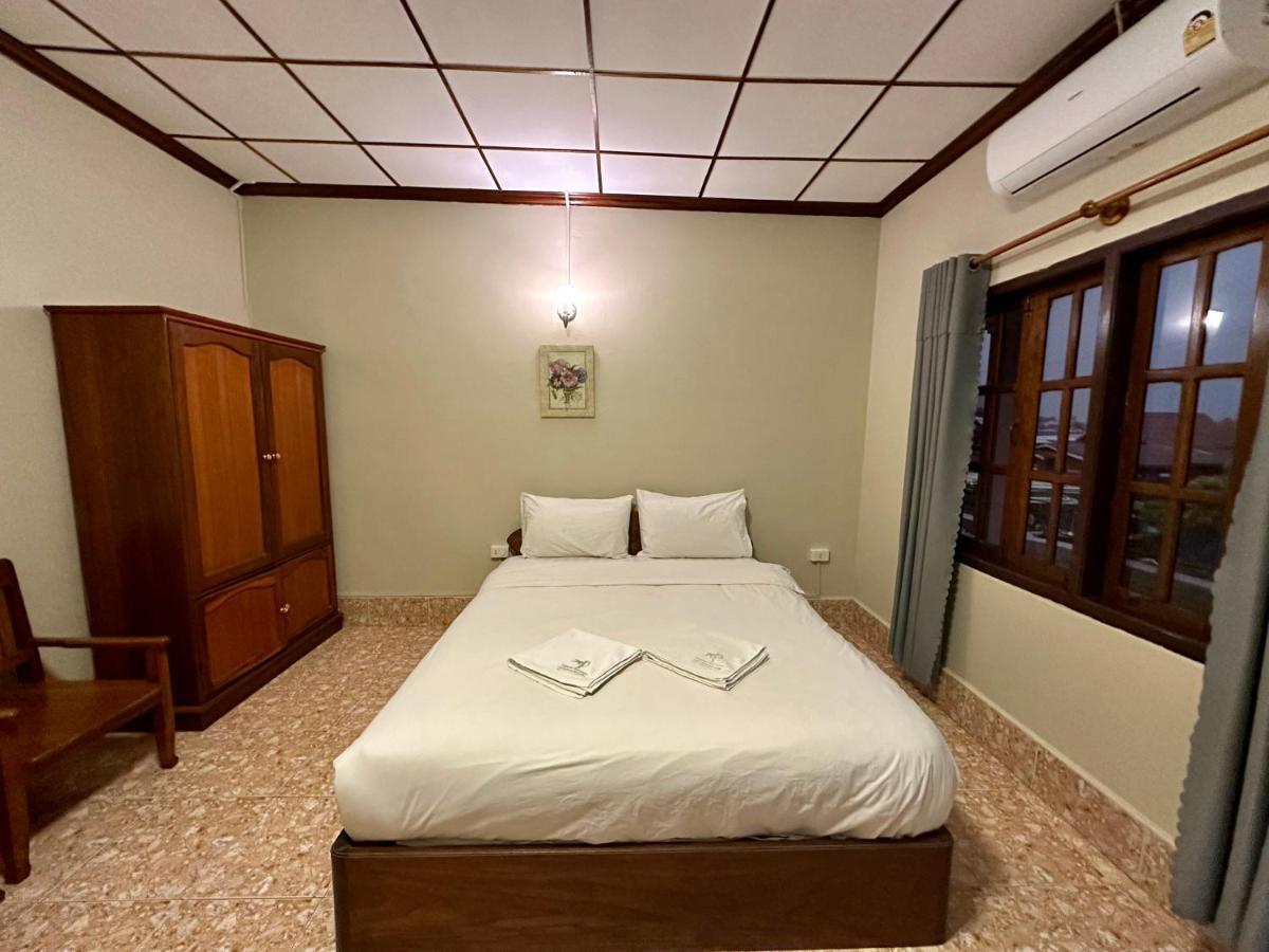 Phaythavone Hotel Pakse Dış mekan fotoğraf
