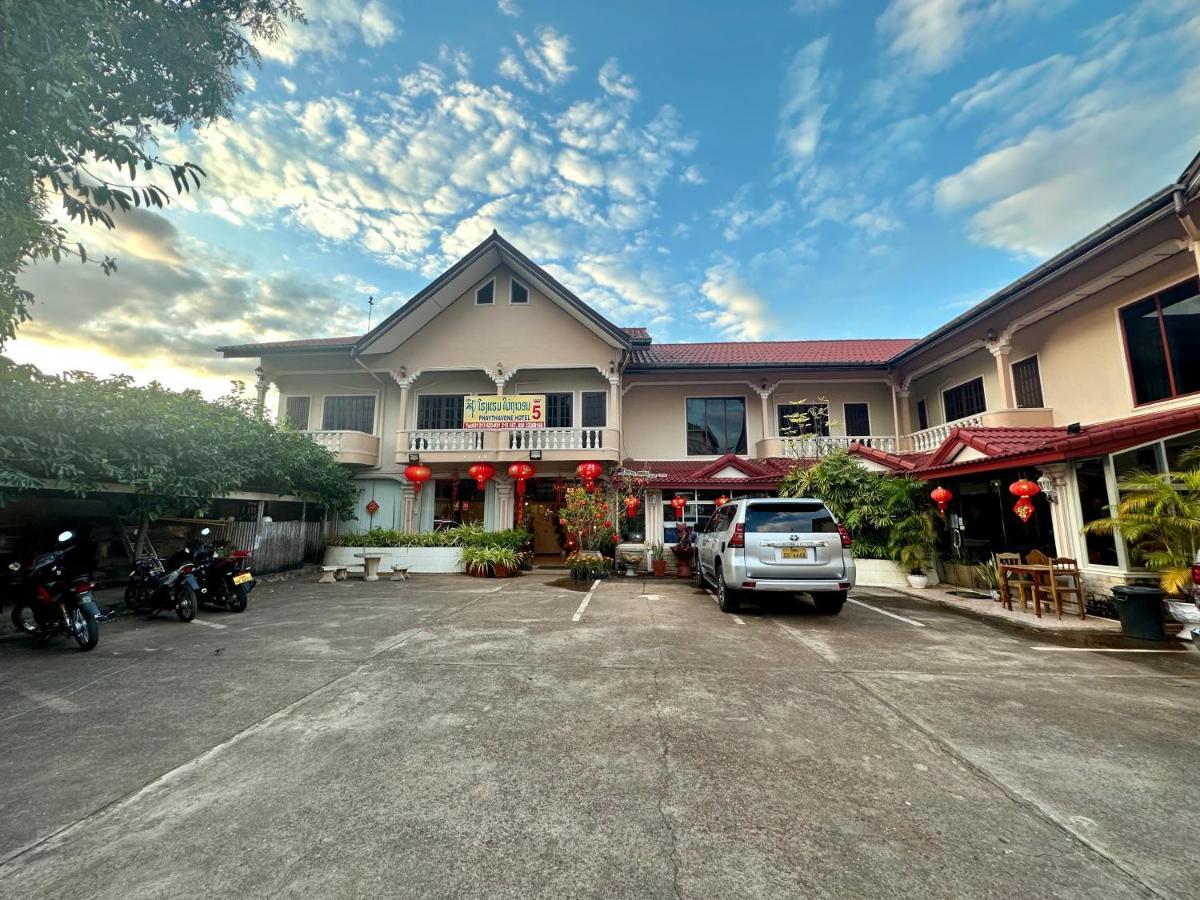 Phaythavone Hotel Pakse Dış mekan fotoğraf
