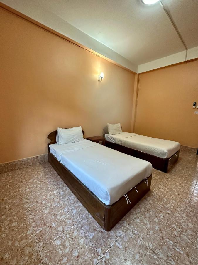 Phaythavone Hotel Pakse Dış mekan fotoğraf