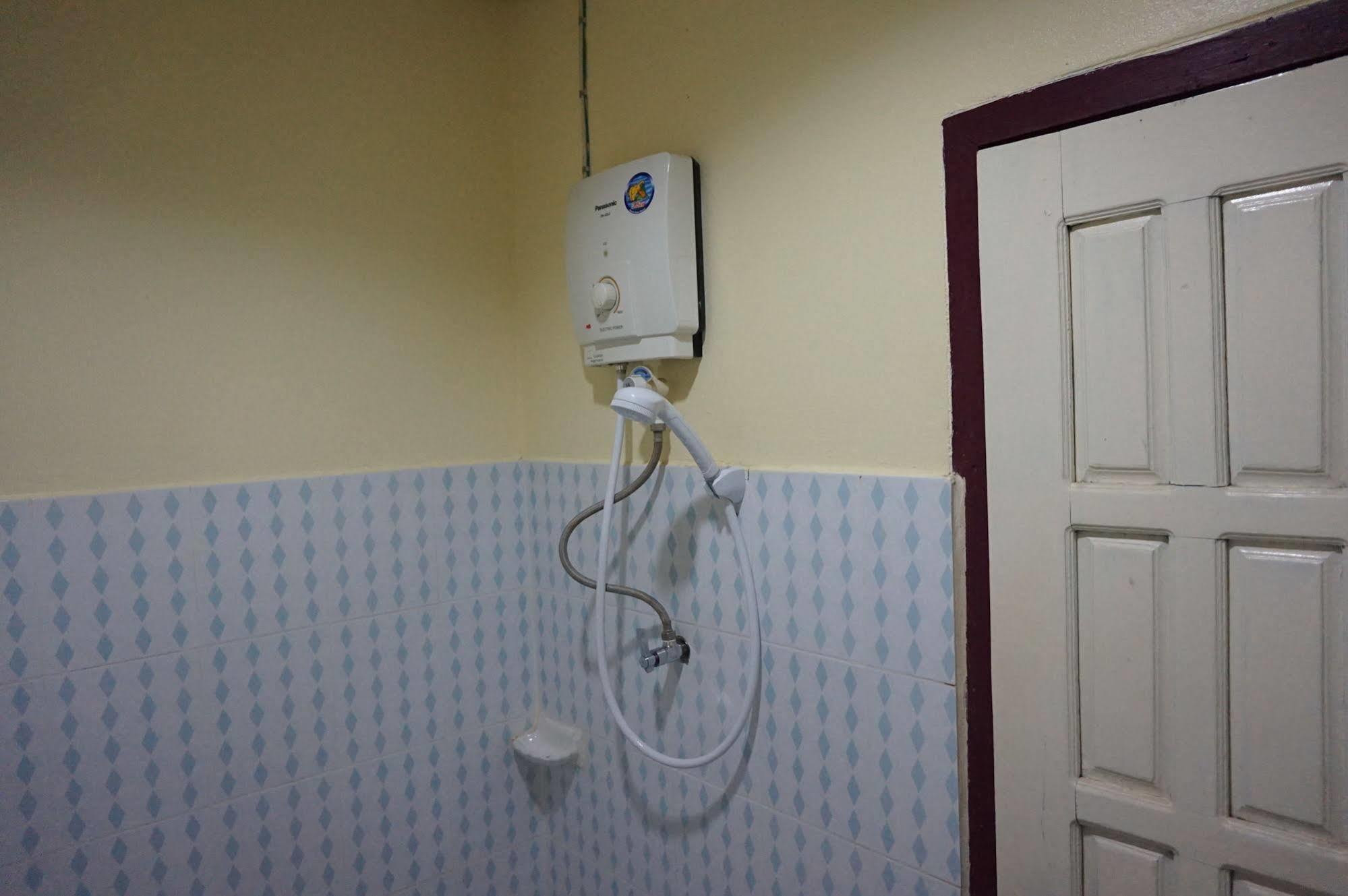 Phaythavone Hotel Pakse Dış mekan fotoğraf