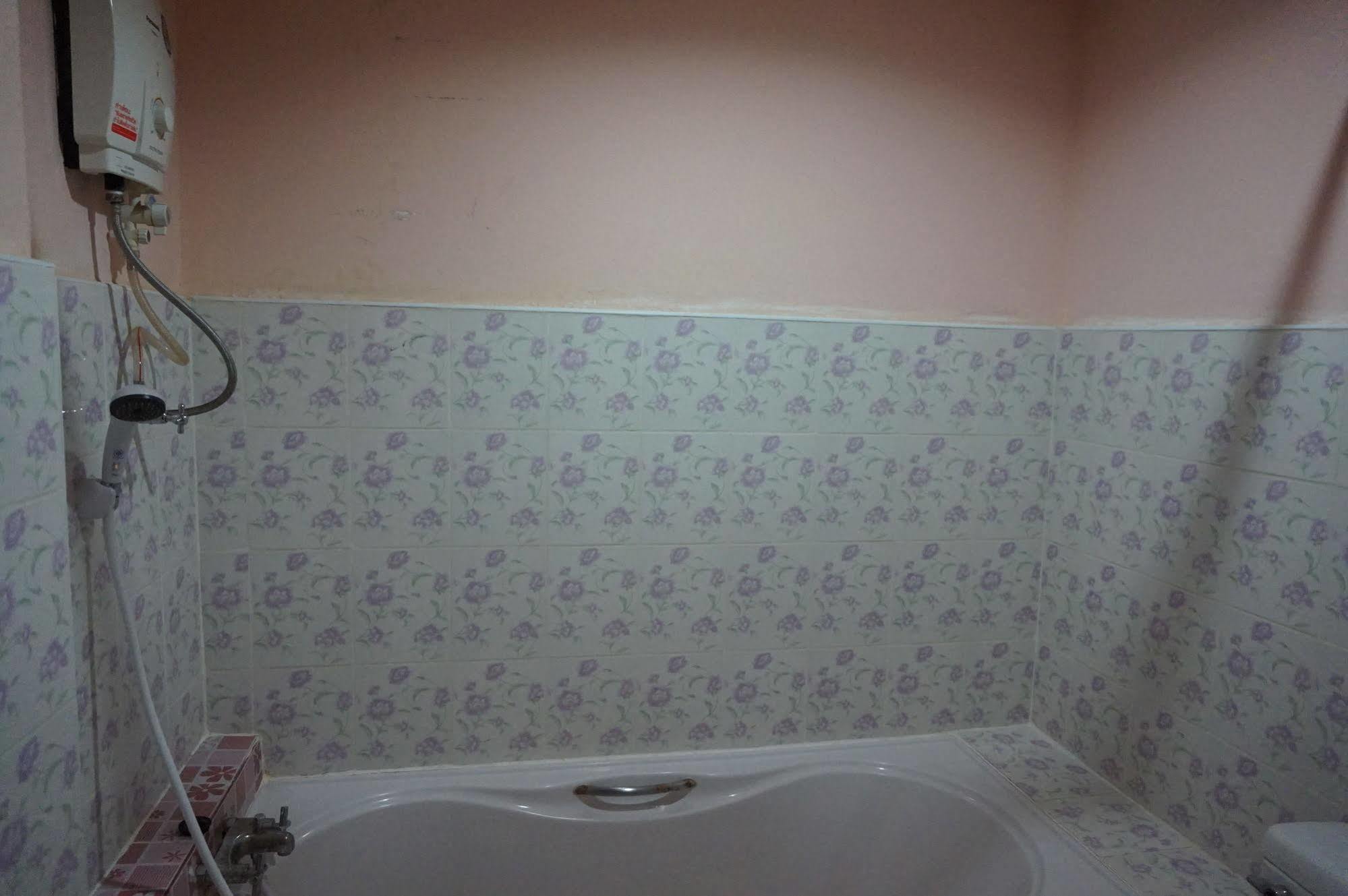 Phaythavone Hotel Pakse Dış mekan fotoğraf