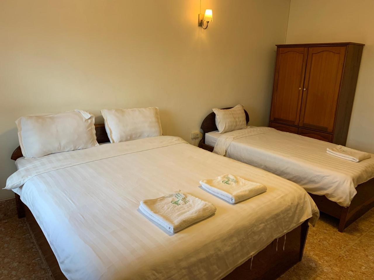 Phaythavone Hotel Pakse Dış mekan fotoğraf