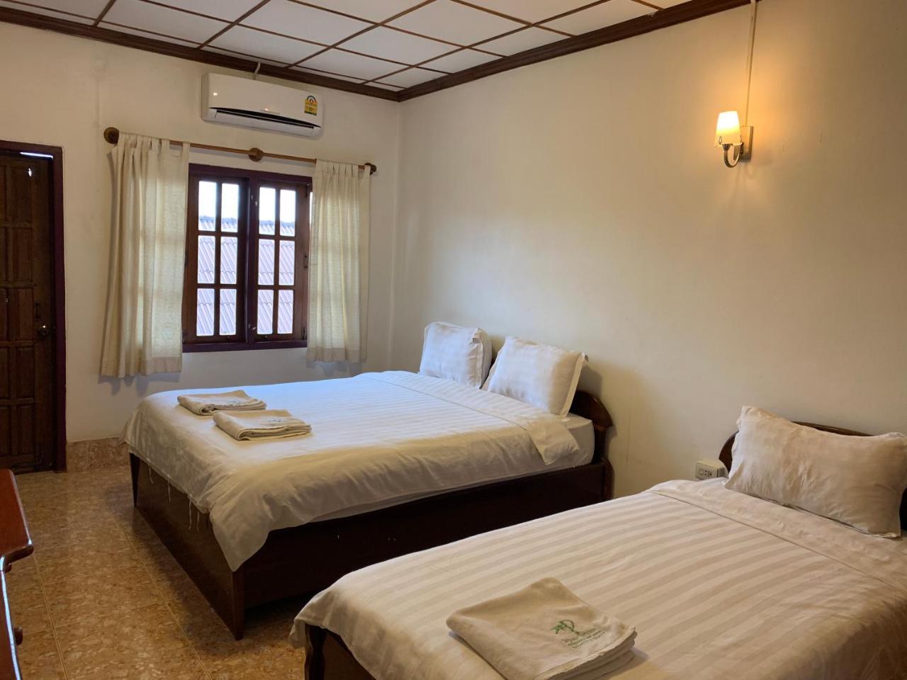 Phaythavone Hotel Pakse Dış mekan fotoğraf