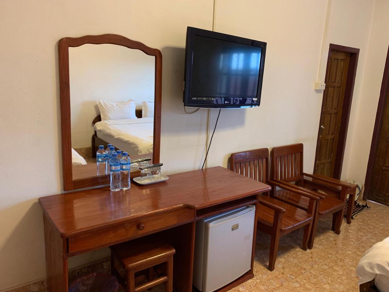 Phaythavone Hotel Pakse Dış mekan fotoğraf