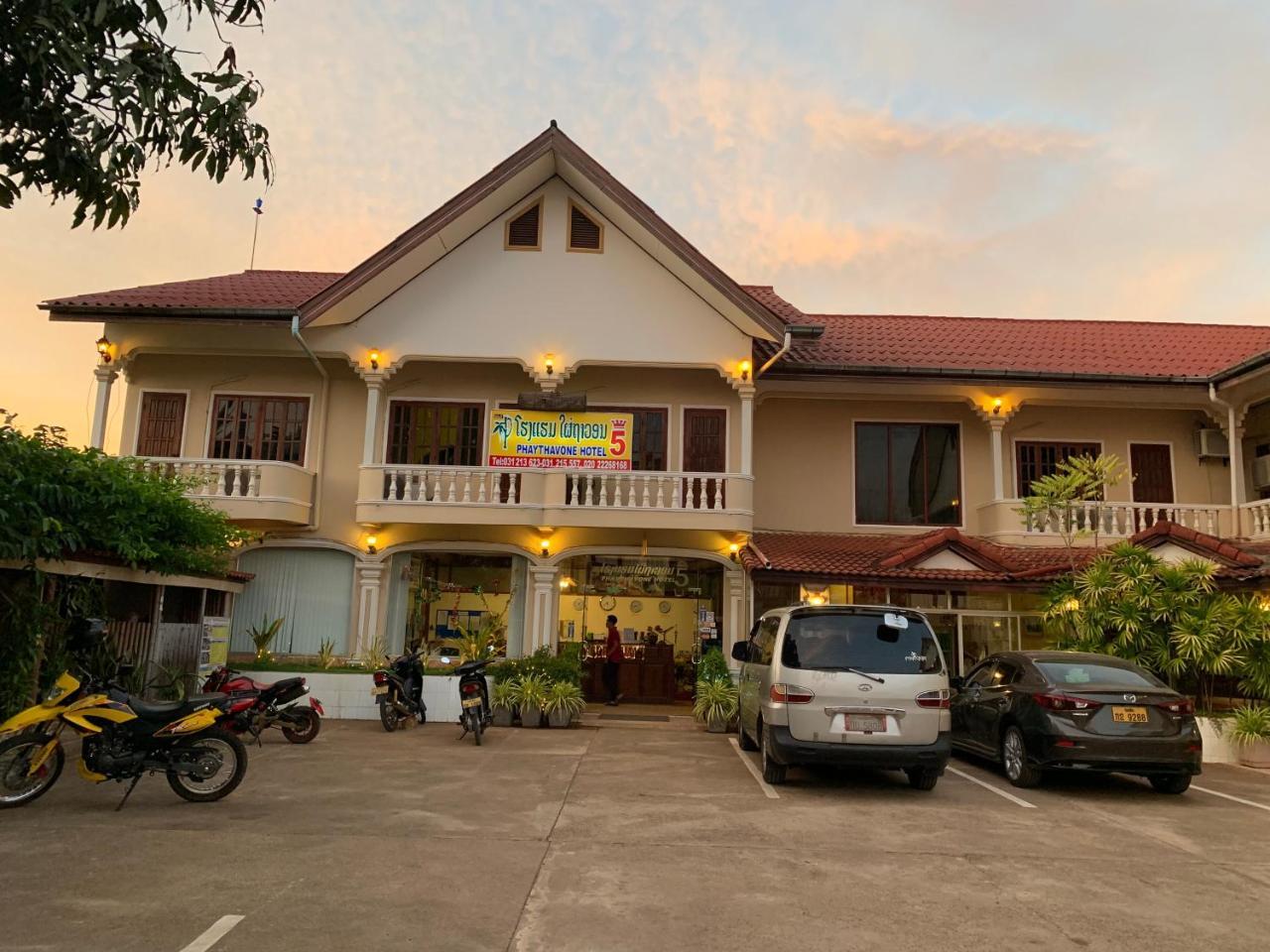 Phaythavone Hotel Pakse Dış mekan fotoğraf